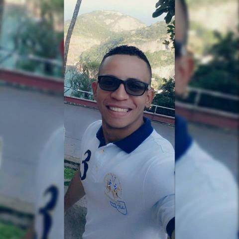 latinos en Annandale